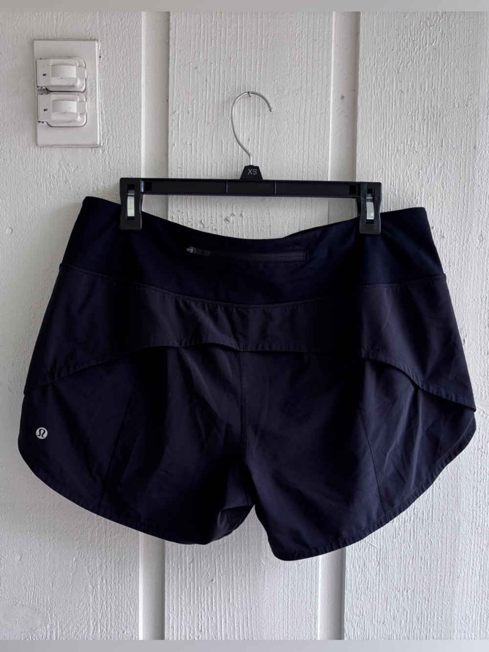 lululemon athletica Speed Up Shorts - Picture 2 of 4
